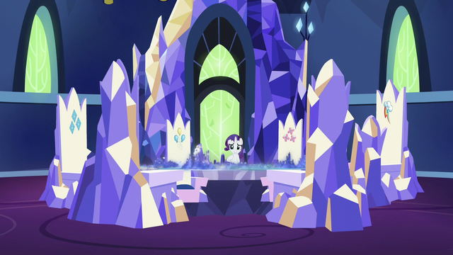 File:Rarity in the throne room S5E16.png
