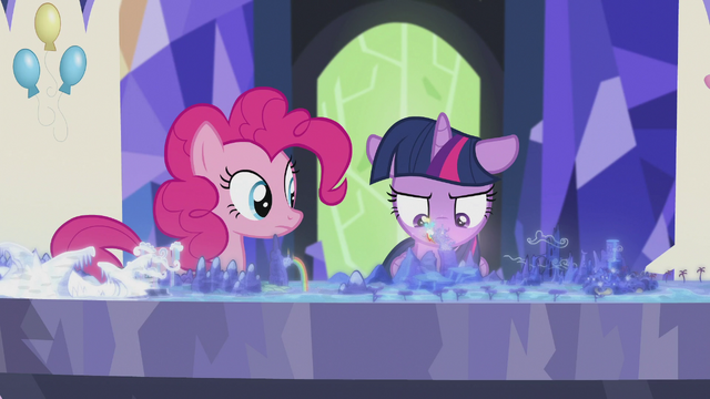 File:Twilight pauses S5E8.png