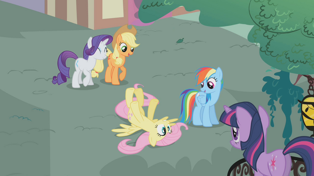 File:Fluttershy faints S01E07.png