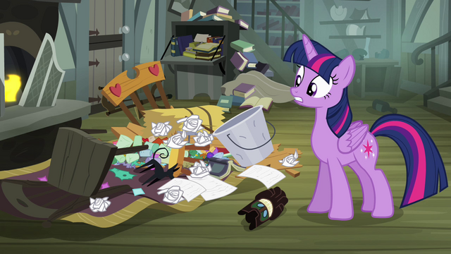 File:Twilight 'oh, no!' S4E04.png