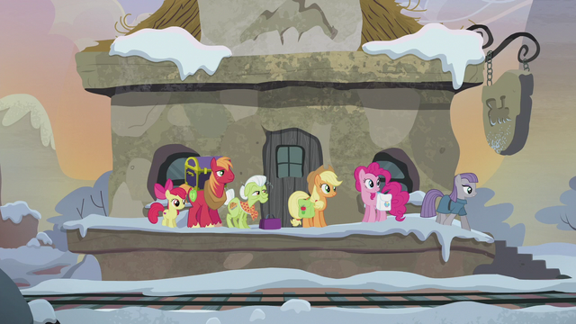 File:Maud leads Apple family to the rock farm S5E20.png