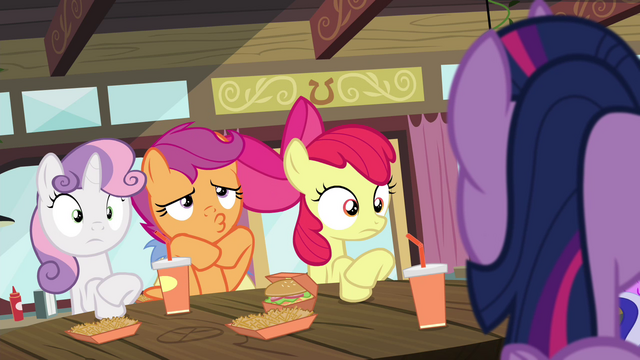 File:Scootaloo making face S4E15.png