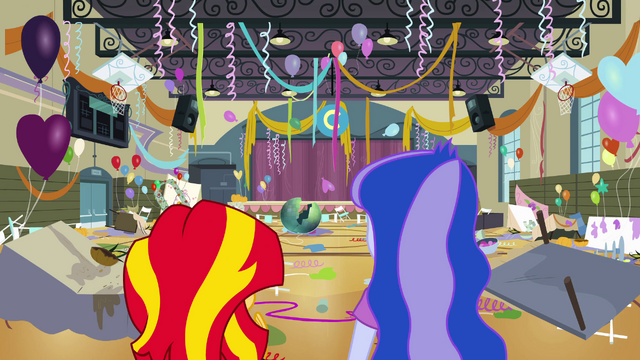 File:Sunset and Luna in ruined gym EG.png