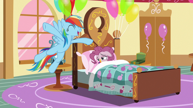 File:Rainbow "it's gonna be so awesome!" S6E15.png