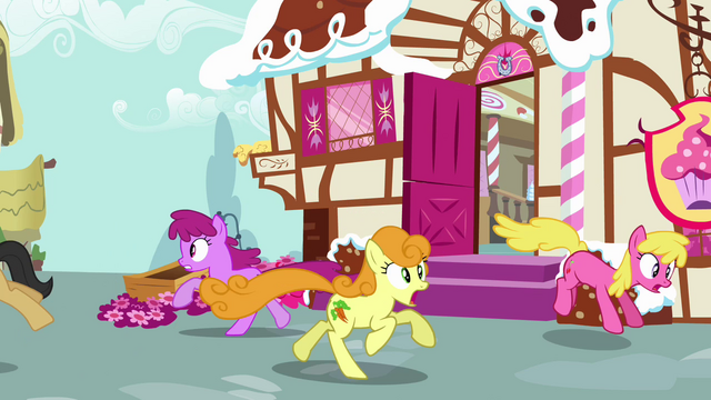 File:Ponies escape S02E19.png
