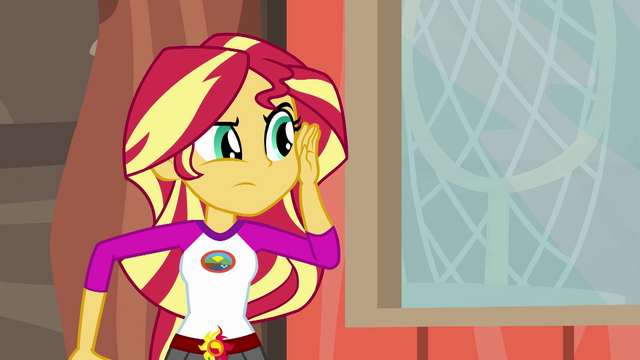 File:Sunset Shimmer eavesdrops on Timber and Gloriosa EG4.png