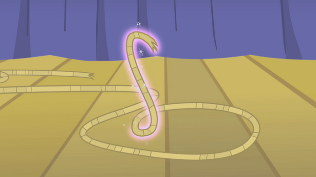 File:Trixie levitates Applejack's lasso S1E06.png