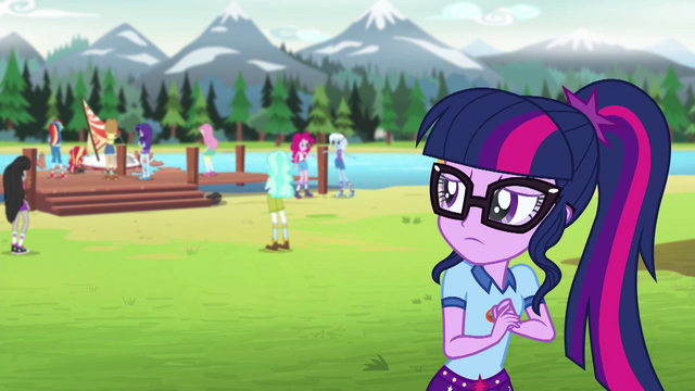 File:Twilight Sparkle looking back at her friends EG4.png