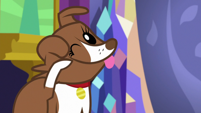 File:Winona scratching herself S6E22.png