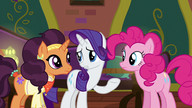 File:Rarity "Zesty rates a restaurant on" S6E12.png
