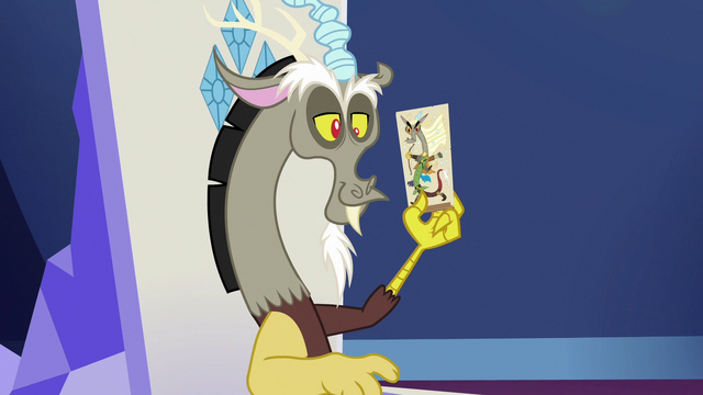 File:Discord holding his O&O character stand S6E17.png