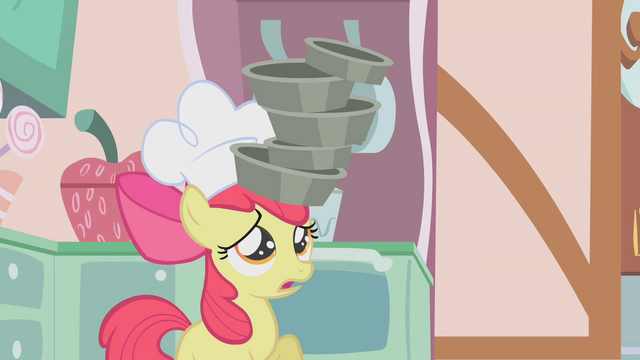 File:Apple Bloom balancing pans on head S1E12.png