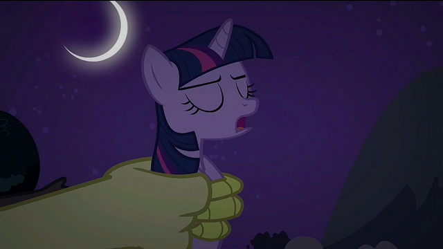파일:Twilight 'It's too dark' S2E02.png