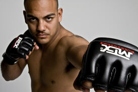 EdgarGarciaFistupclose