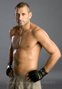 Ufc52-salaverry
