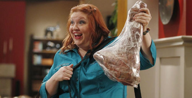 Pam Tucker - Modern Family Wiki - FANDOM powered by Wikia