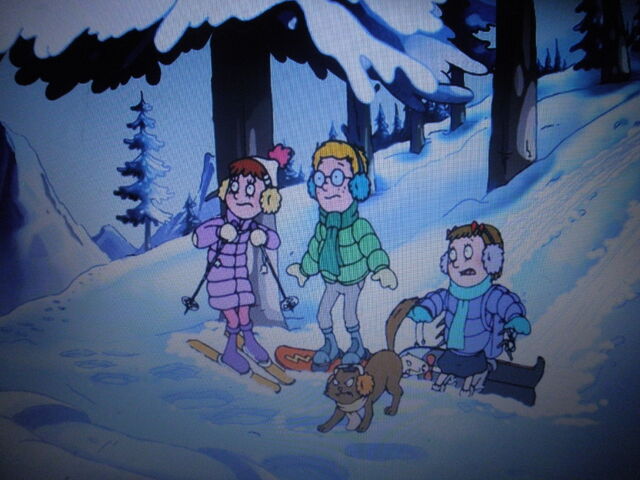 Fichier:Mona, Crok, Lily et Charlie - Surpris.jpg