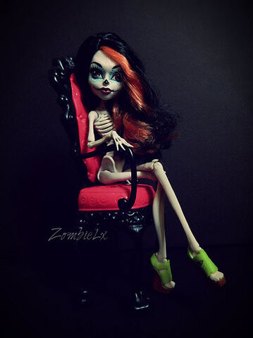 Archivo:Skelita.jpg