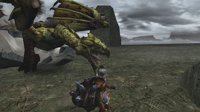 File:HC Gold Rathian P5.jpg