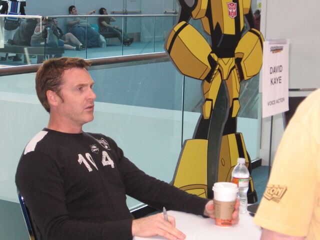 File:David Kaye at an autograph session at Botcon 2008 in Cincinnati, Ohio.jpg