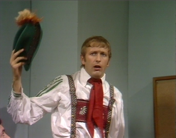 File:Helmut.png