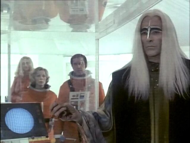 File:Space-1999-Earthbound-Captain-Zandor-3.jpg
