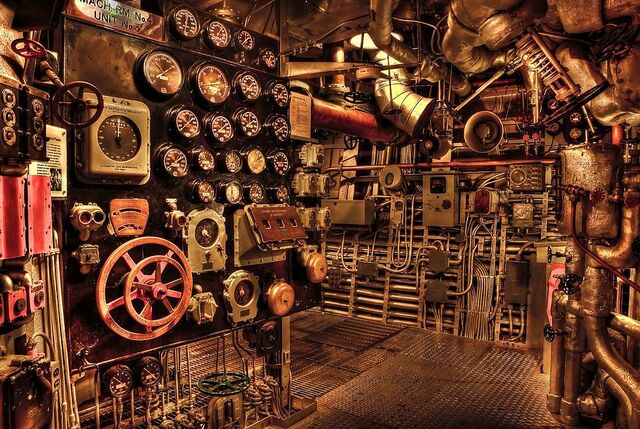 File:SeptimoEngineRoom.jpg