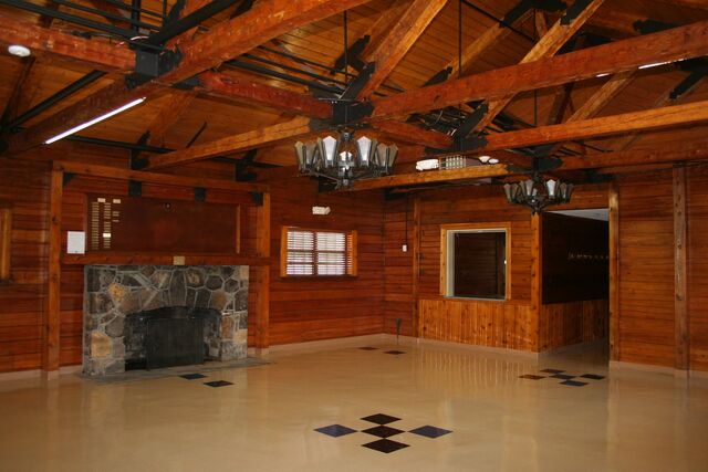 File:Sparring room.jpeg