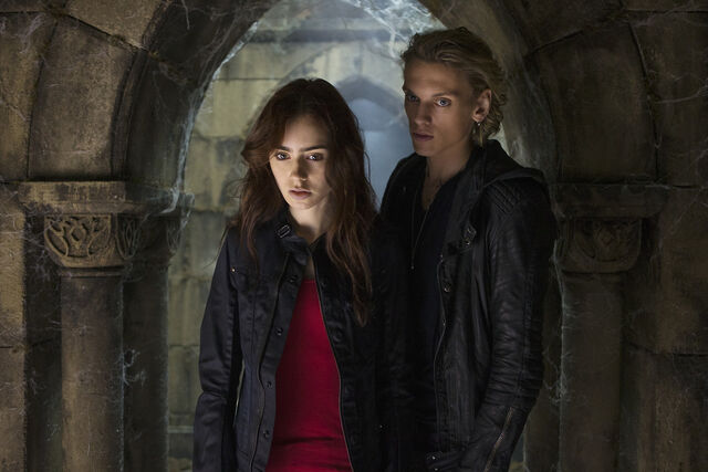 File:Cob - jace clary entrance.jpg