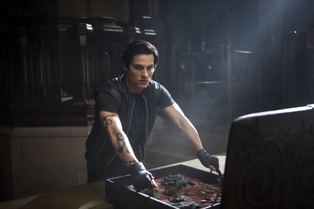 File:TMImovieCOBpromo Alec03.jpg