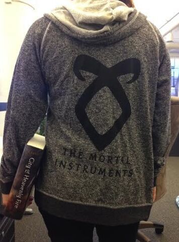 File:Tmisweatshirt.jpg