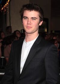 Cameron Bright