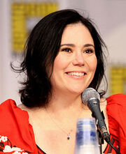 Lois voice actress