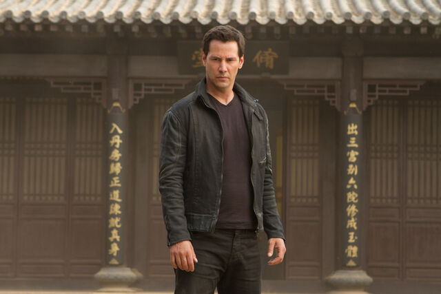Datei:Man-of-tai-chi-bigshot.jpg