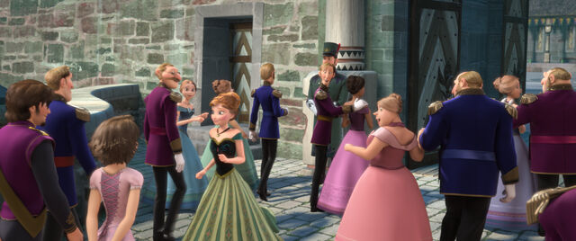 Datei:FrozenRapunzelTrivia.jpg