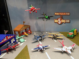 PlanesToy.jpg