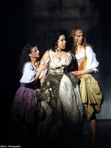 Nathalia & Les Danseuses.jpg