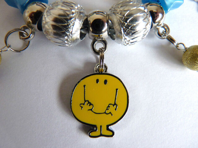 File:Mrhappybracelet2.jpg