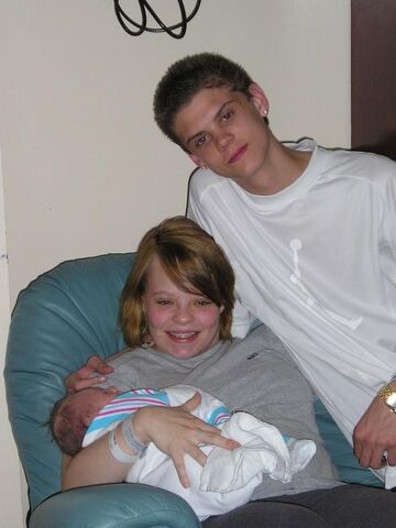 File:TylerCatelynnCarly.jpg
