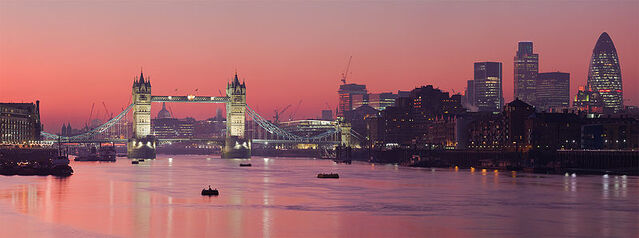File:London Thames Sunset panorama 2008.jpg
