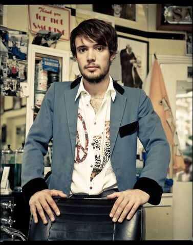 File:Ben lovett.jpeg