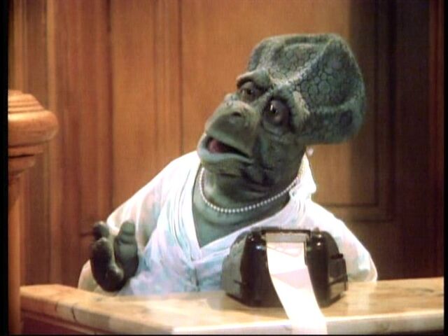File:Stenographer.jpg