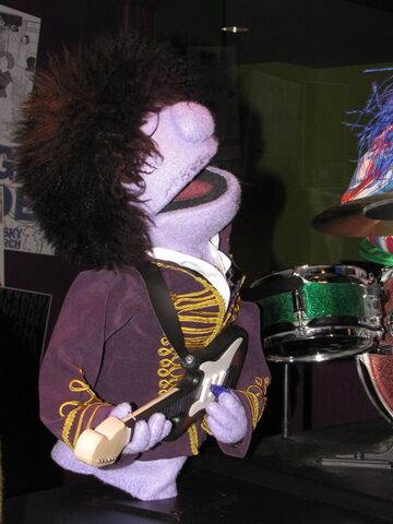 File:JimHensonsFantasticWorld-JimiHendrix-(Seattle2009).jpg