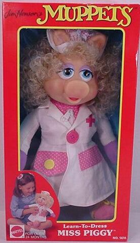 File:Mattel1990PiggyMDDressDoll.jpg