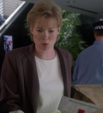 File:Jenniferbarnhart-svu2.jpg