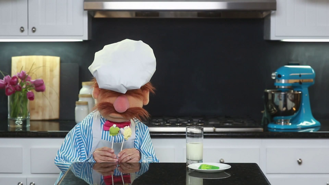File:Nerdy-Nummies-SwedishChef-PuppetryKiss-(2014-03-11).png
