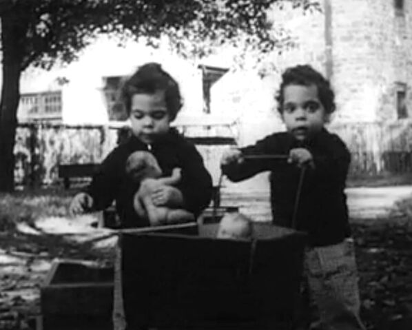 File:Andre giant babies.jpg