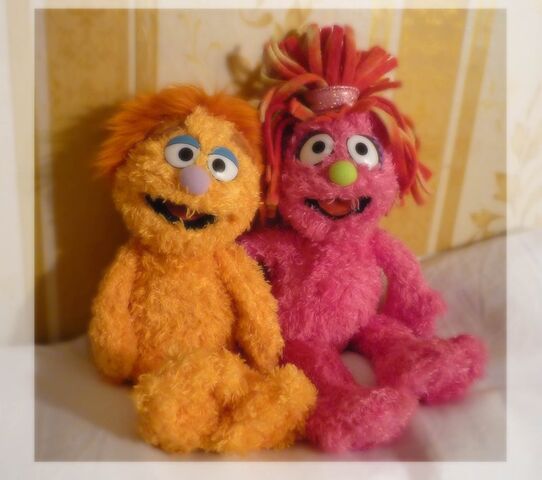 File:Ulizasezamdolls.jpg