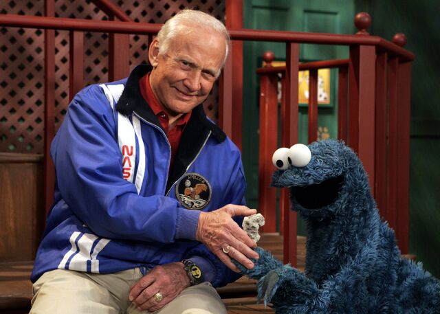 File:Buzzaldrin.jpg