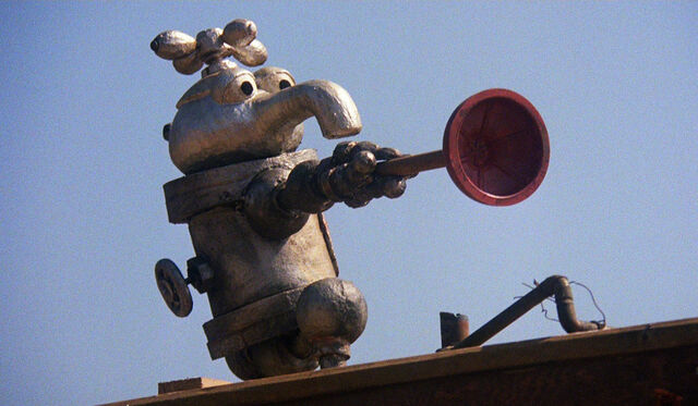 File:Plumber statue.jpg